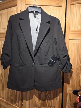 Torrid Black 3/4 Ruched-Sleeve Single-Button Blazer